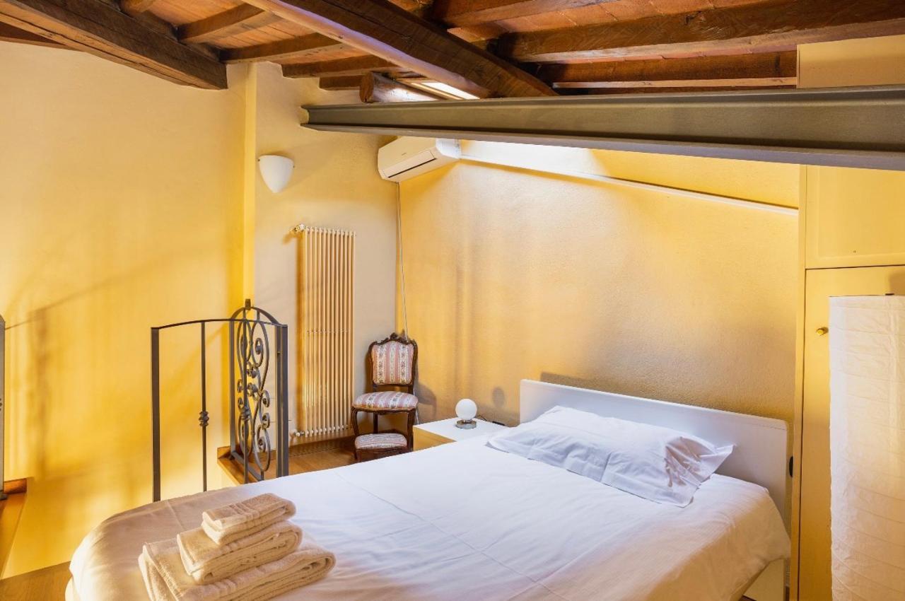 Апартаменты Cozy Classic Italian House Near Santa Croce, On The Lungarno Флоренция Экстерьер фото