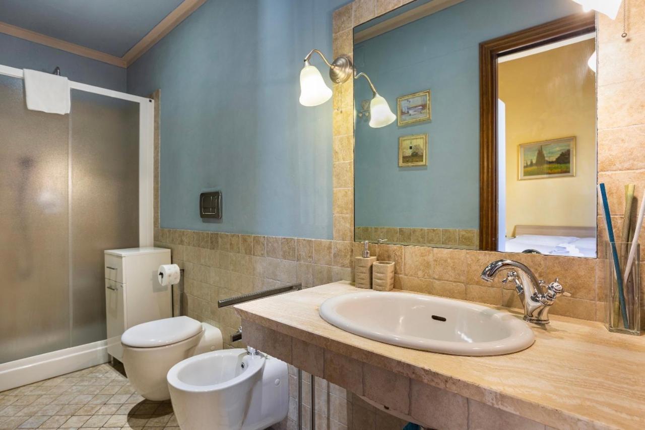 Апартаменты Cozy Classic Italian House Near Santa Croce, On The Lungarno Флоренция Экстерьер фото
